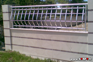 mur de jardin en maçonnerie synfy www.amenagement-extérieur.synfy.fr clôture de jardin en maçonnerie